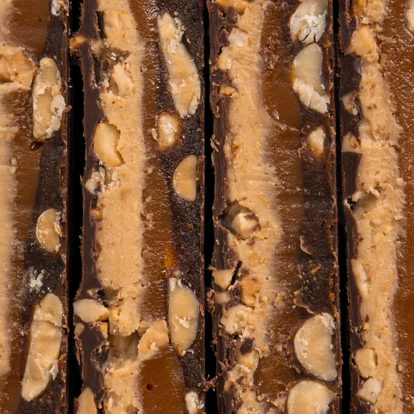 Батончик шоколадный натуральный без сахара «Арахис-Карамель», 45 г, FIZI фото