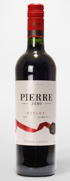 Безалкогольное вино красное 0.750 мл Pierre Zero фото