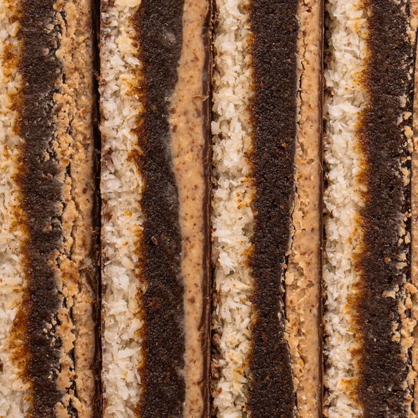 Батончик шоколадний натуральний без цукру «Кокосове печиво-Мигдаль», 45 г, FIZI фото