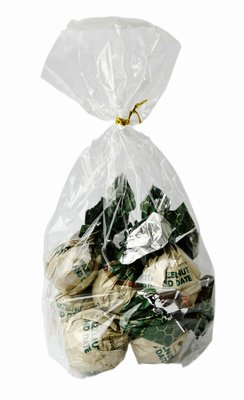 Конфеты шоколадные с фундуком и финиками, ручной работы, без сахара, 160 г, MonLasa фото