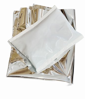 Упаковка з гелевим холодоагентом, гелевий акумулятор холоду (холодоагент) фото